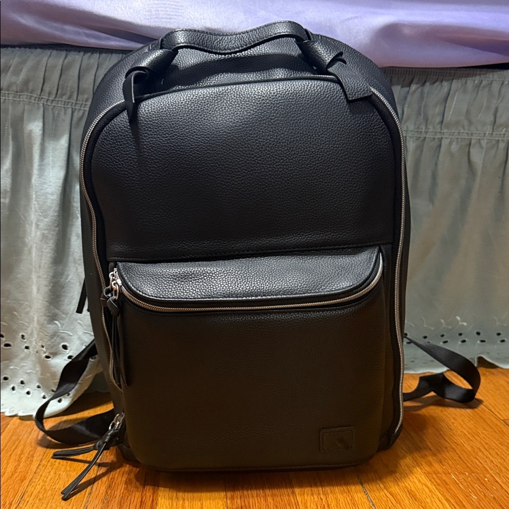 Samsonite Women’s Everyday Leather Backpack